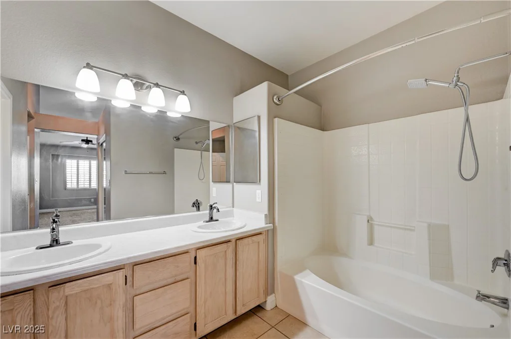 6533 Sundown Heights, Las Vegas, NV 89130