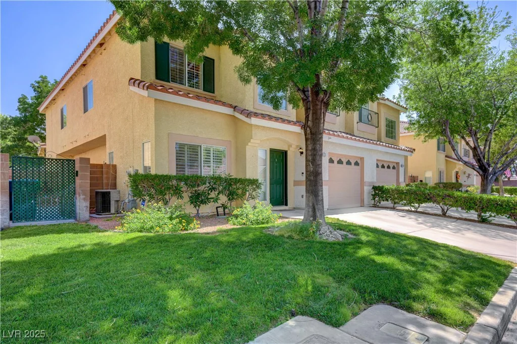 6533 Sundown Heights, Las Vegas, NV 89130