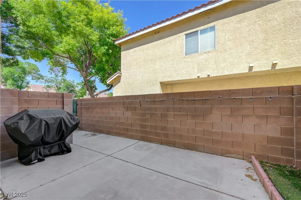 6533 Sundown Heights, Las Vegas, NV 89130