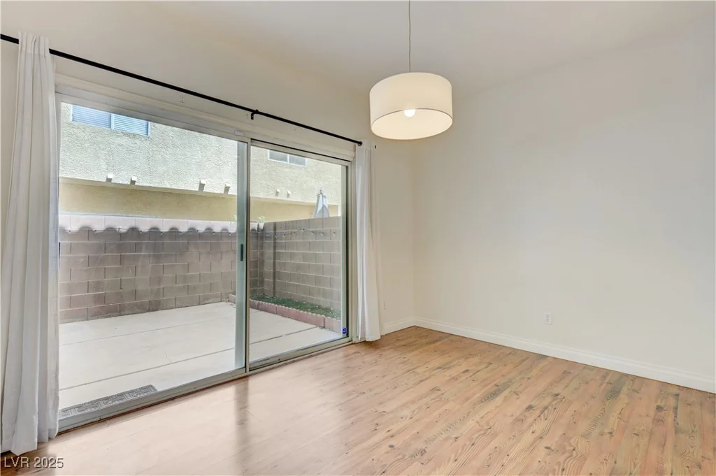 6533 Sundown Heights, Las Vegas, NV 89130
