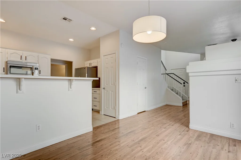 6533 Sundown Heights, Las Vegas, NV 89130