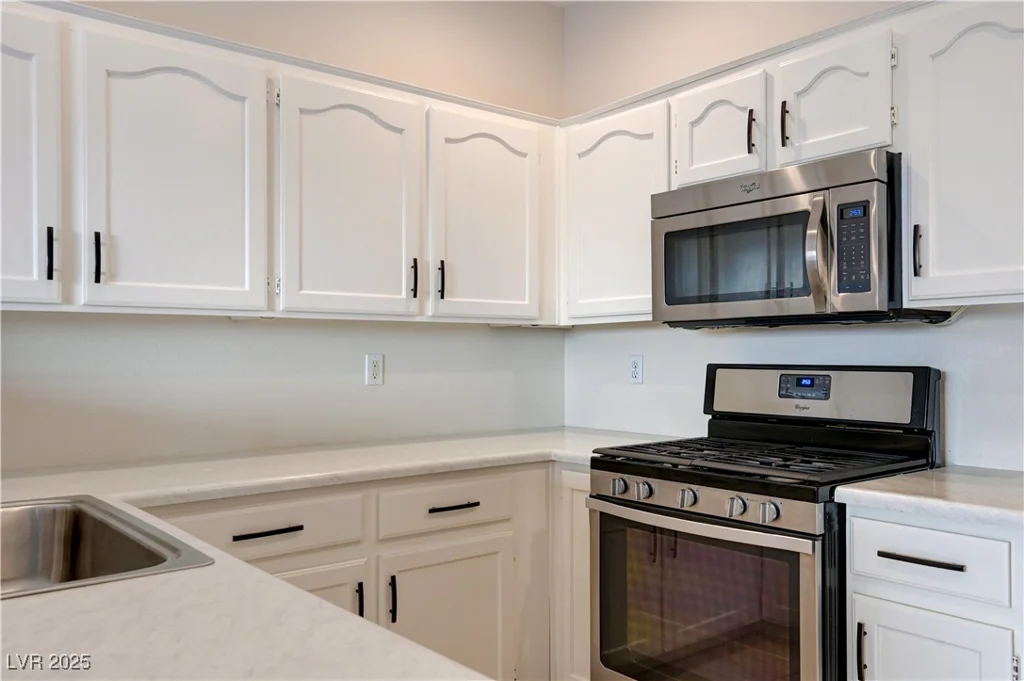 6533 Sundown Heights, Las Vegas, NV 89130