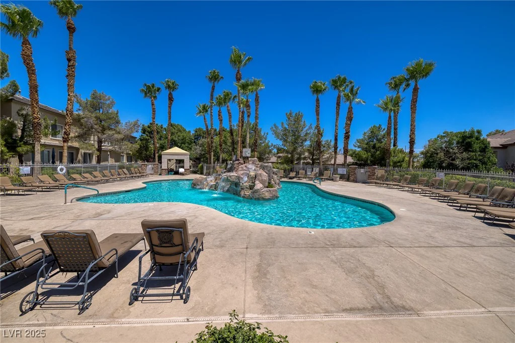 1705 King James, Las Vegas, NV 89144