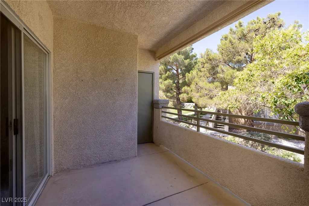 1705 King James, Las Vegas, NV 89144