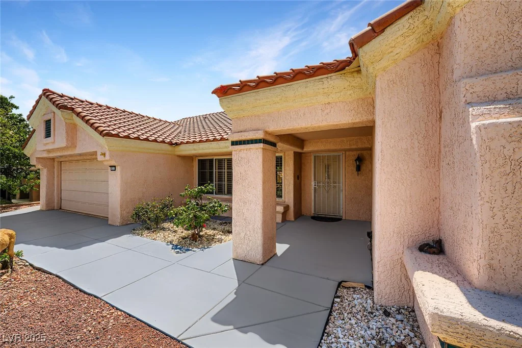 9717 Buckhorn, Las Vegas, NV 89134