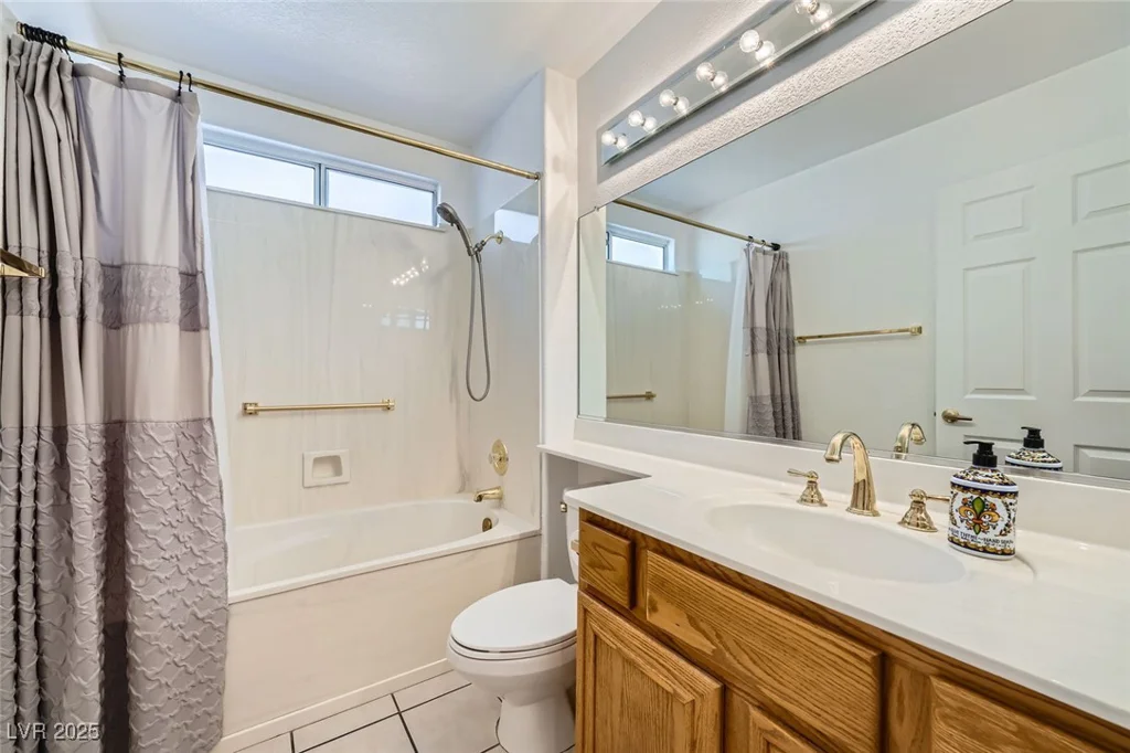9717 Buckhorn, Las Vegas, NV 89134