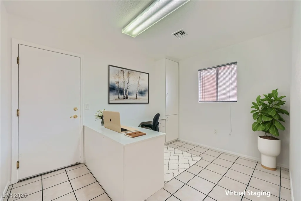 9717 Buckhorn, Las Vegas, NV 89134