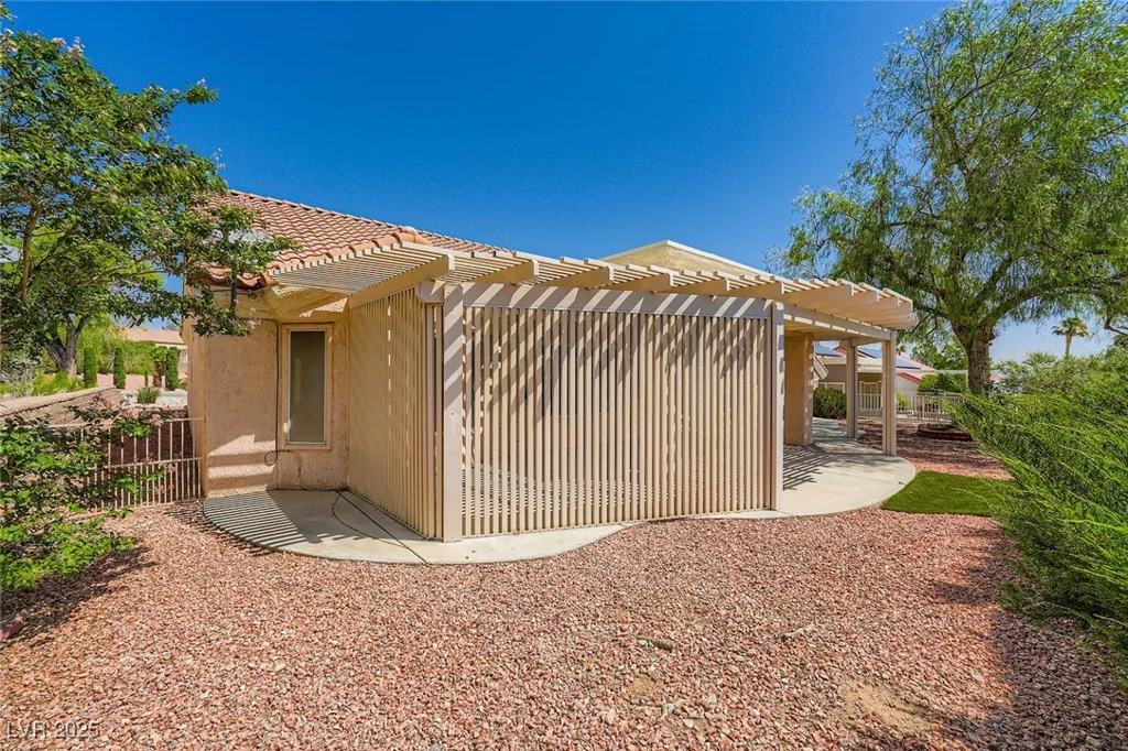 9717 Buckhorn, Las Vegas, NV 89134