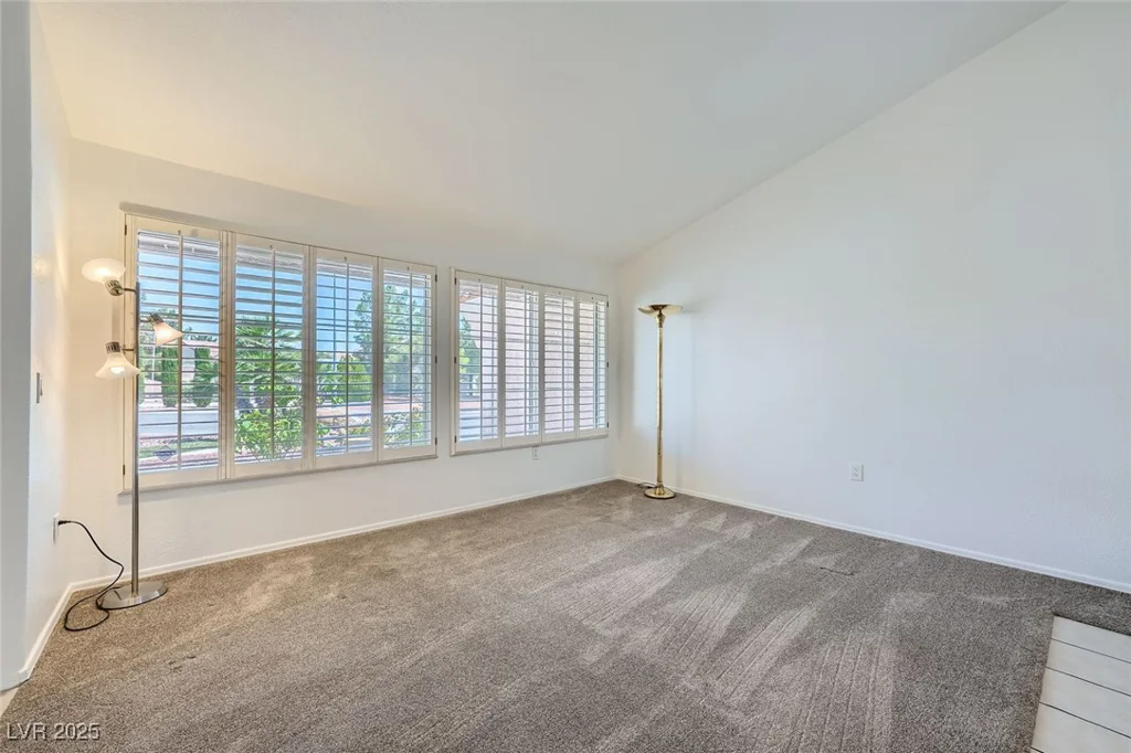 9717 Buckhorn, Las Vegas, NV 89134
