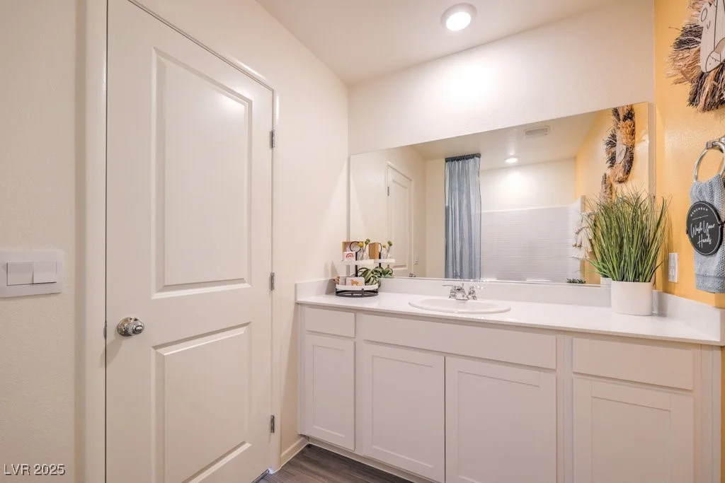 4948 Fern Mesa, Las Vegas, NV 89139