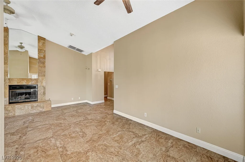 5401 Broadwater, Las Vegas, NV 89130