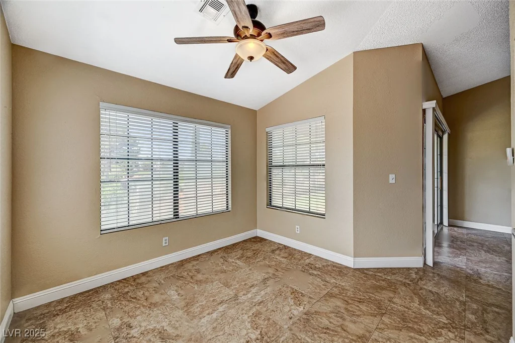 5401 Broadwater, Las Vegas, NV 89130
