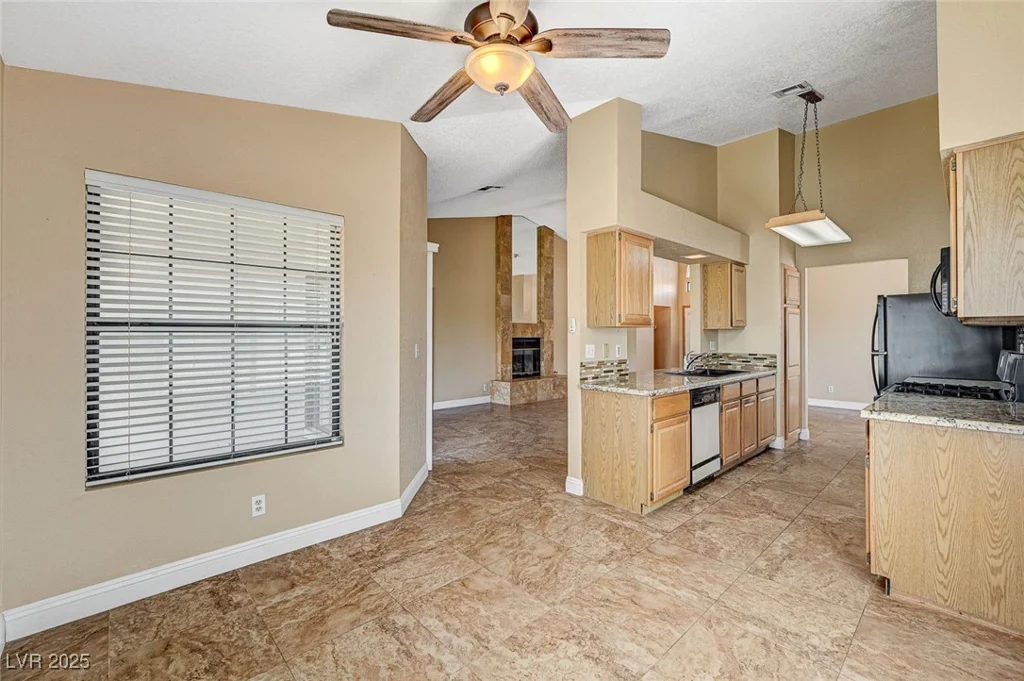 5401 Broadwater, Las Vegas, NV 89130