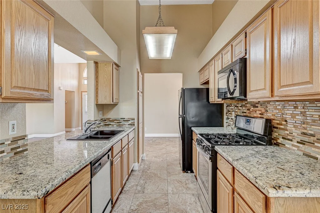 5401 Broadwater, Las Vegas, NV 89130