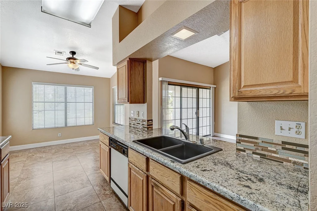 5401 Broadwater, Las Vegas, NV 89130