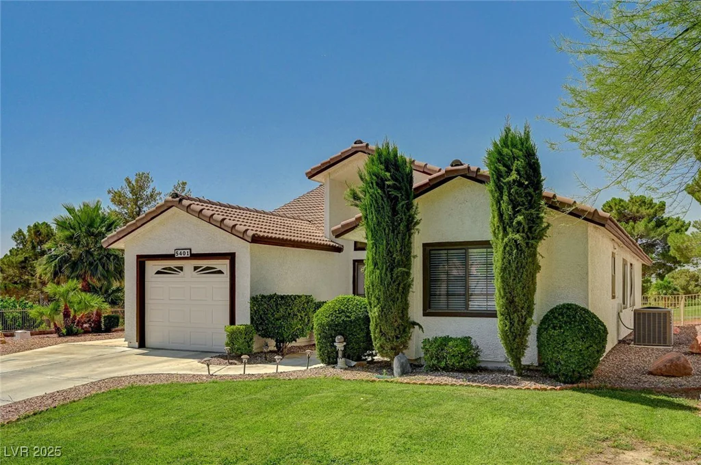 5401 Broadwater, Las Vegas, NV 89130