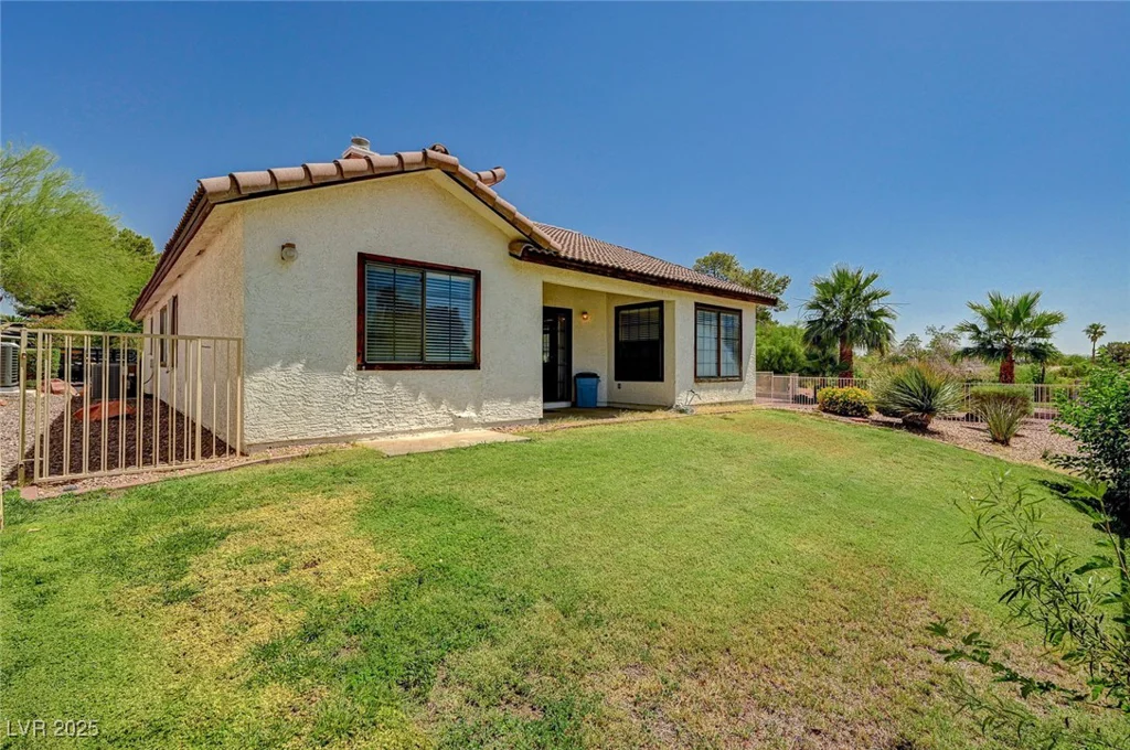 5401 Broadwater, Las Vegas, NV 89130