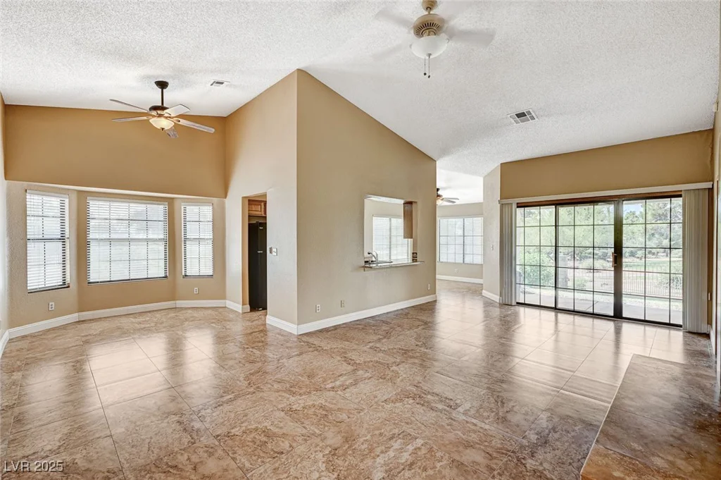 5401 Broadwater, Las Vegas, NV 89130