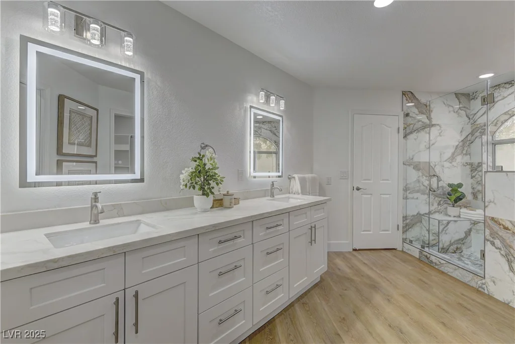 7629 Oyster Cove, Las Vegas, NV 89128