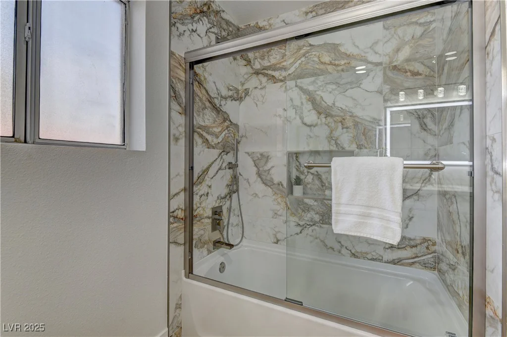7629 Oyster Cove, Las Vegas, NV 89128