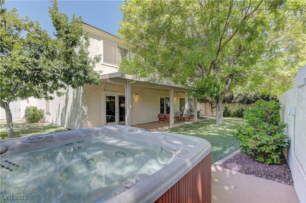 7629 Oyster Cove, Las Vegas, NV 89128