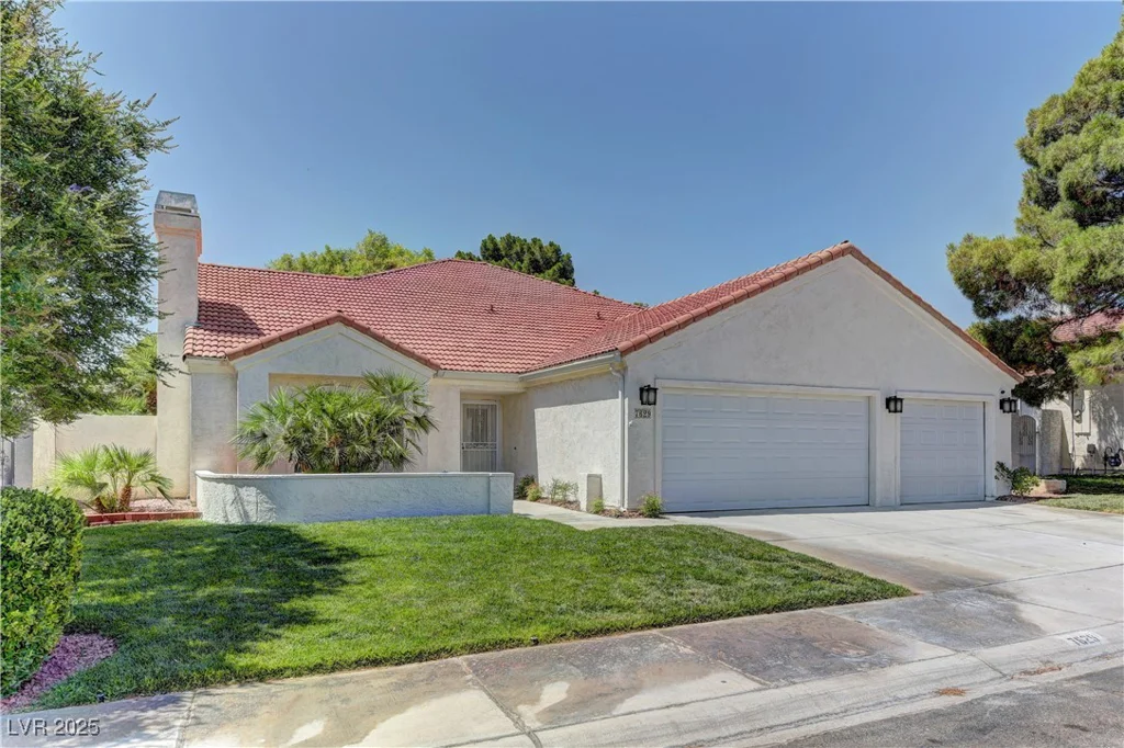 7629 Oyster Cove, Las Vegas, NV 89128