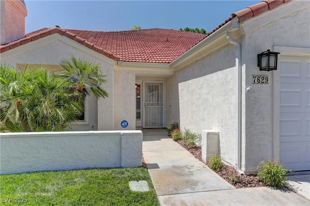 7629 Oyster Cove, Las Vegas, NV 89128