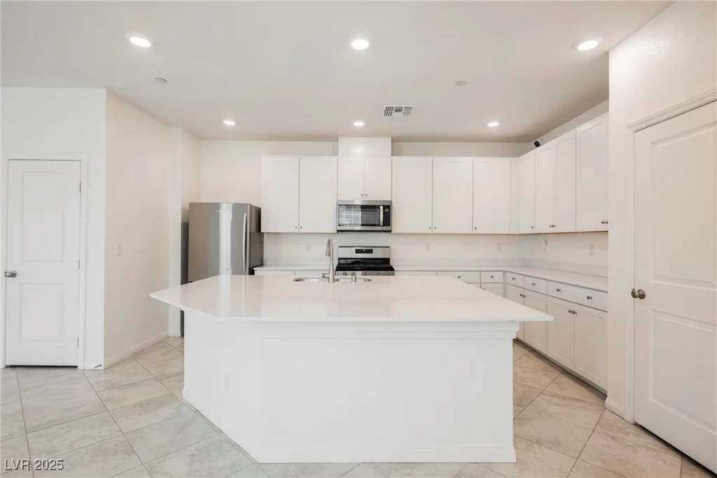 3270 Trabia, Henderson, NV 89044