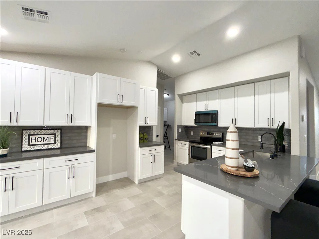 308 Cannes, Henderson, NV 89015
