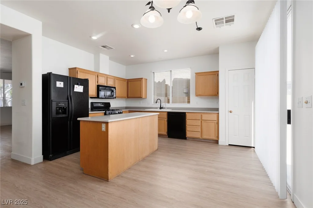 9709 Casper Peak, Las Vegas, NV 89117