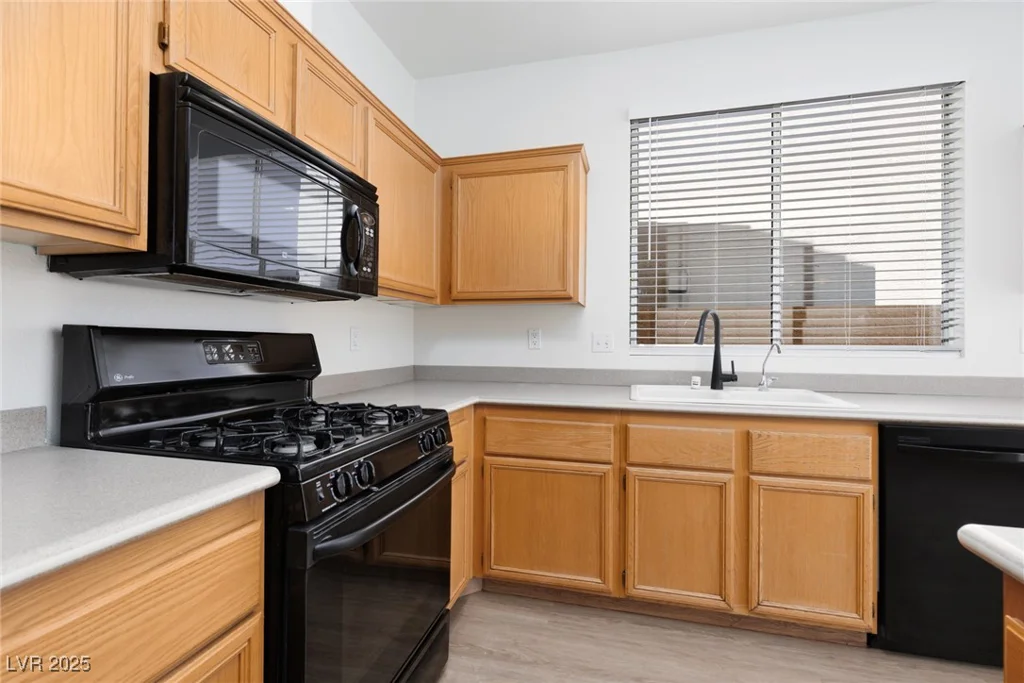 9709 Casper Peak, Las Vegas, NV 89117