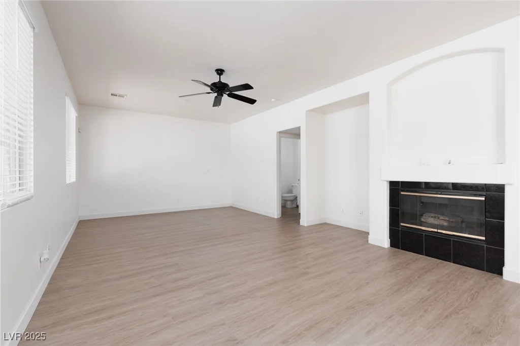 9709 Casper Peak, Las Vegas, NV 89117