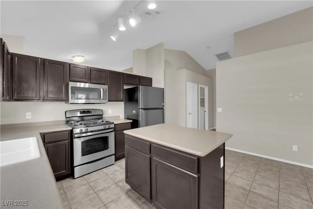 412 Carlton Kay, Las Vegas, NV 89144