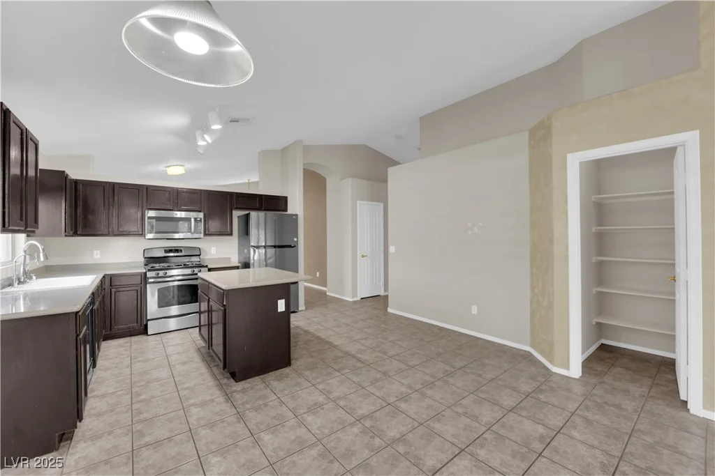 412 Carlton Kay, Las Vegas, NV 89144