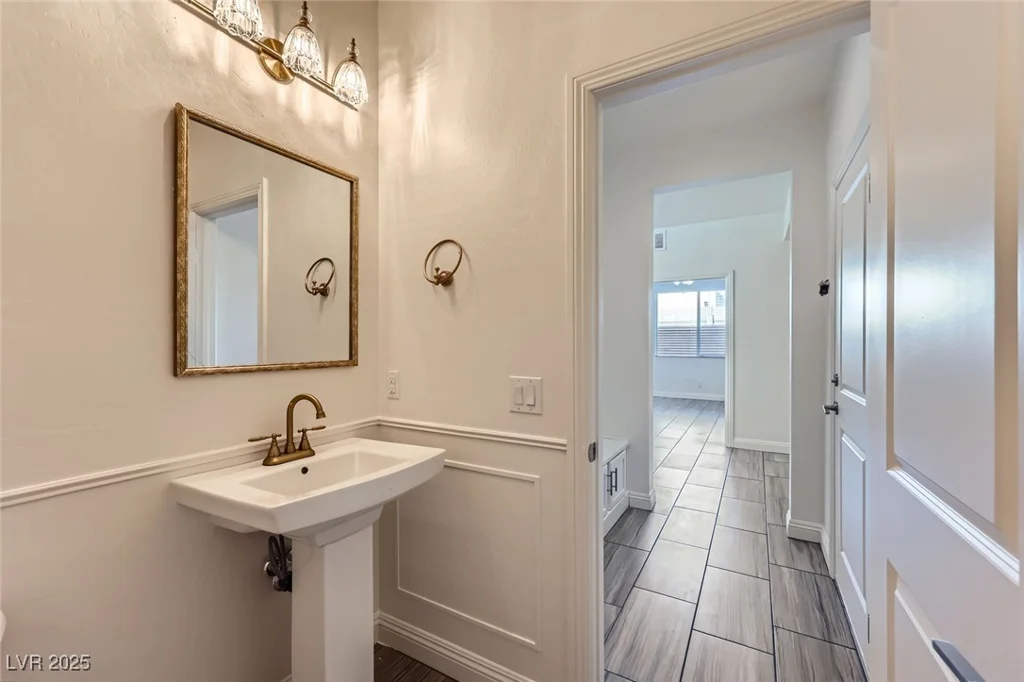 397 Pearl Fountains, Las Vegas, NV 89148