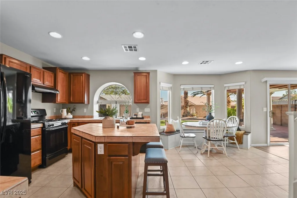 445 Colorful Rain, North Las Vegas, NV 89031