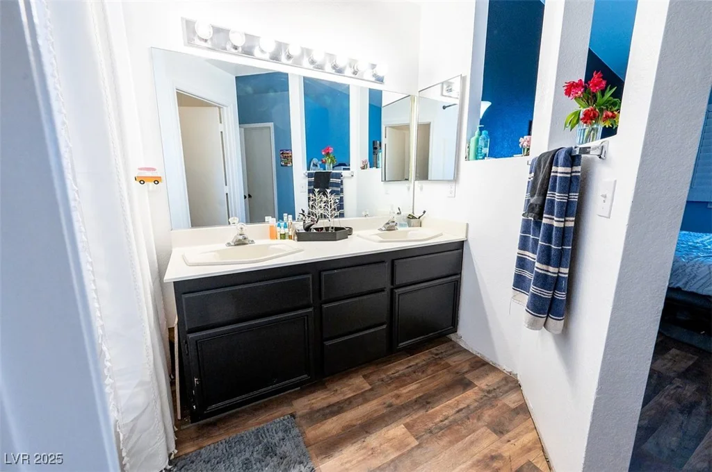 1709 High Breeze, Las Vegas, NV 89106