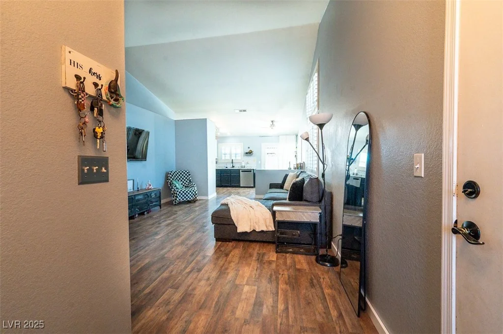 1709 High Breeze, Las Vegas, NV 89106