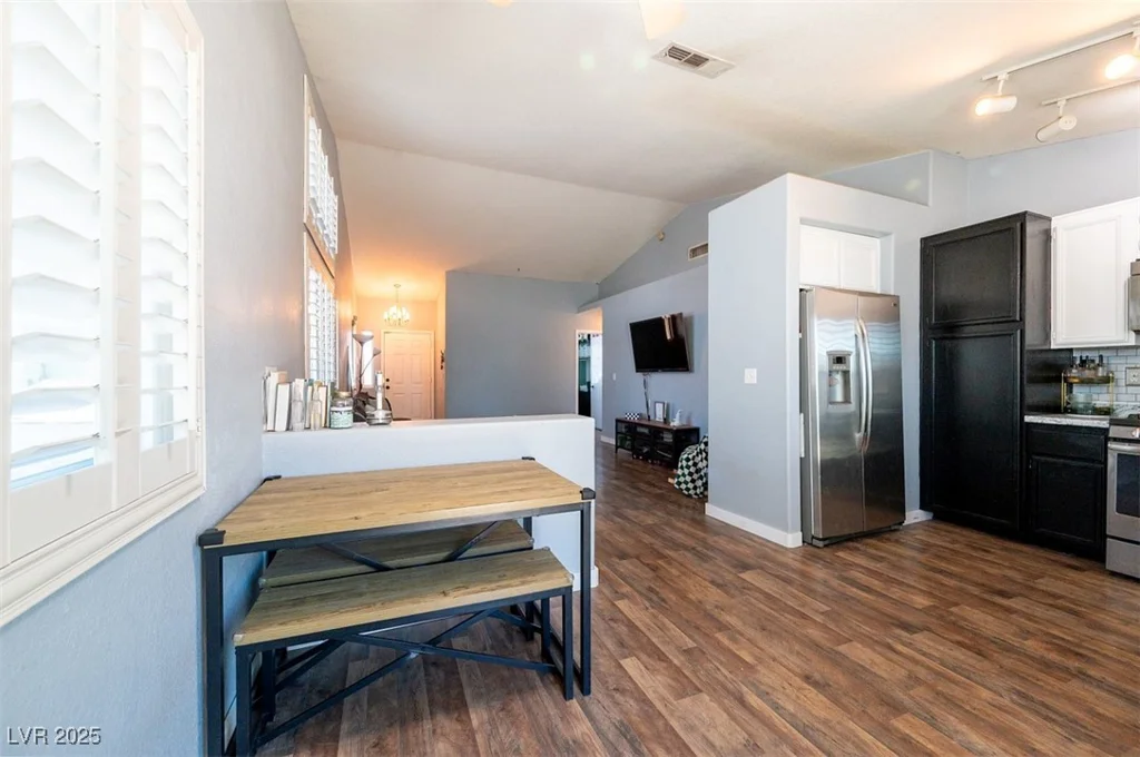 1709 High Breeze, Las Vegas, NV 89106