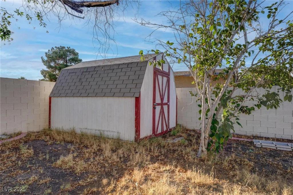5283 Orinda, Las Vegas, NV 89120