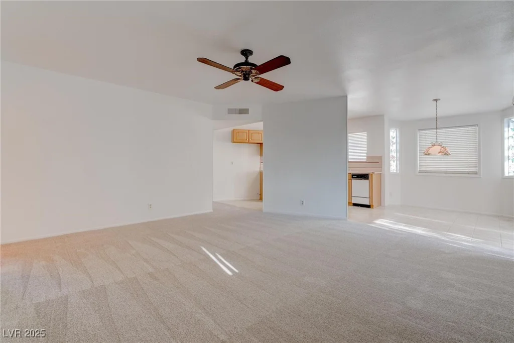 5283 Orinda, Las Vegas, NV 89120