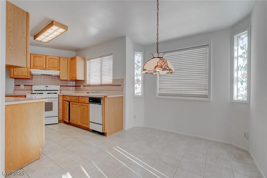 5283 Orinda, Las Vegas, NV 89120