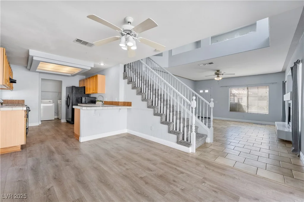 3221 Epson, Las Vegas, NV 89129