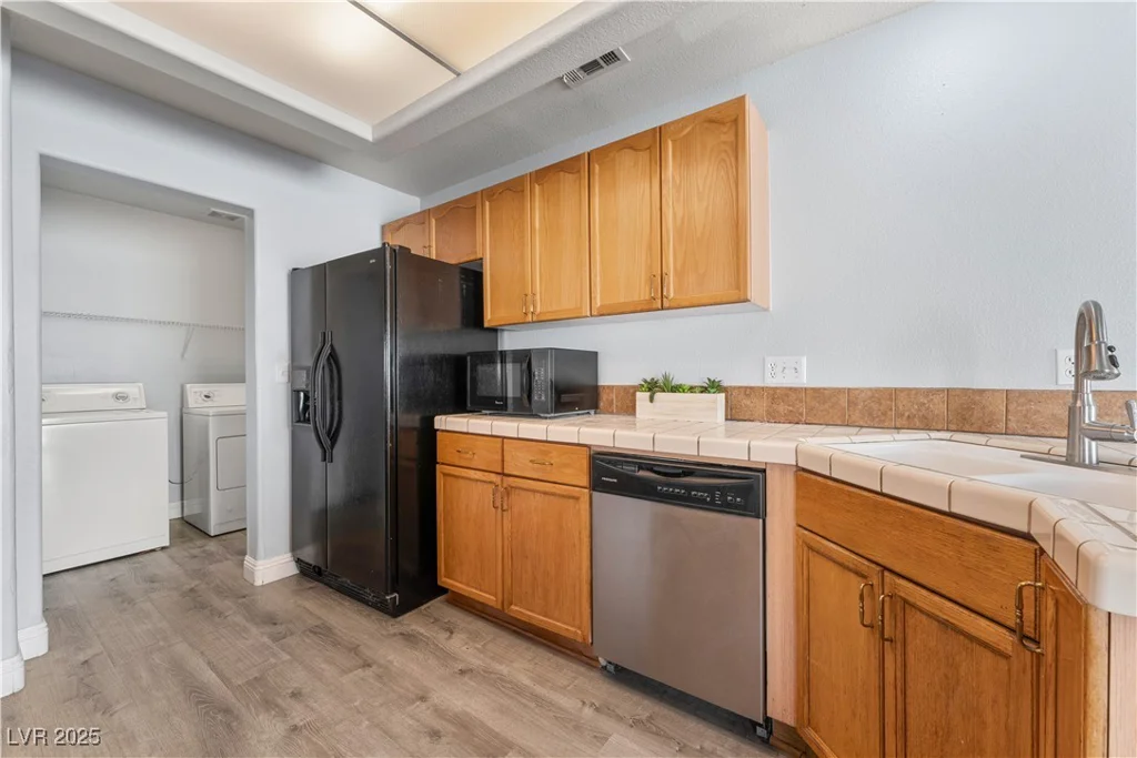 3221 Epson, Las Vegas, NV 89129