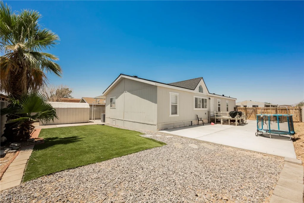 6195 Casa Loma, Las Vegas, NV 89156