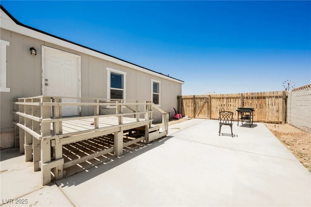 6195 Casa Loma, Las Vegas, NV 89156