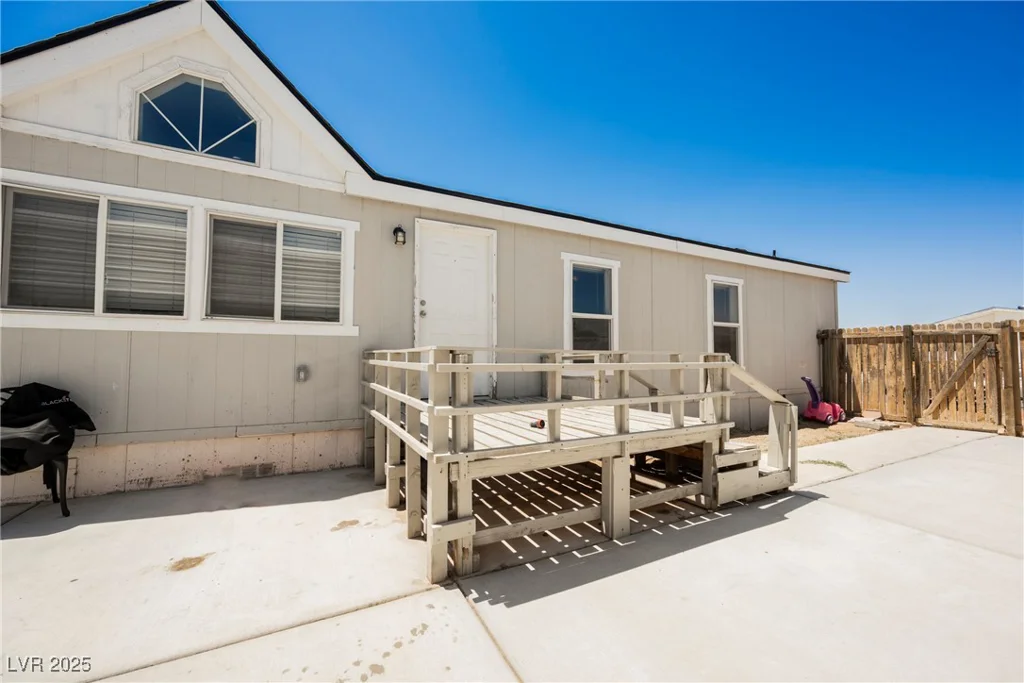 6195 Casa Loma, Las Vegas, NV 89156