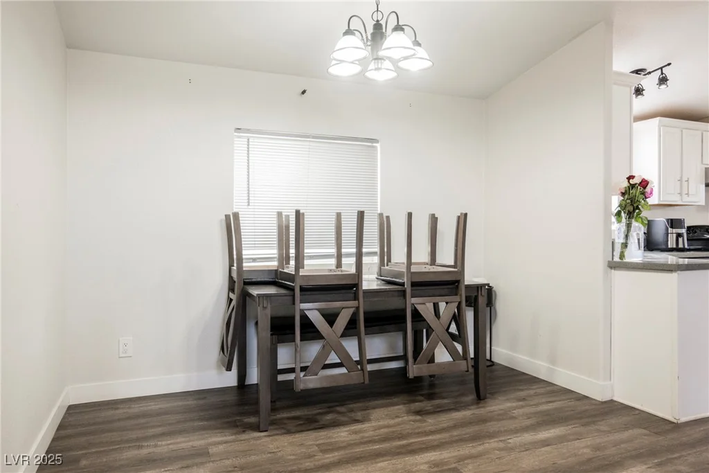 6195 Casa Loma, Las Vegas, NV 89156