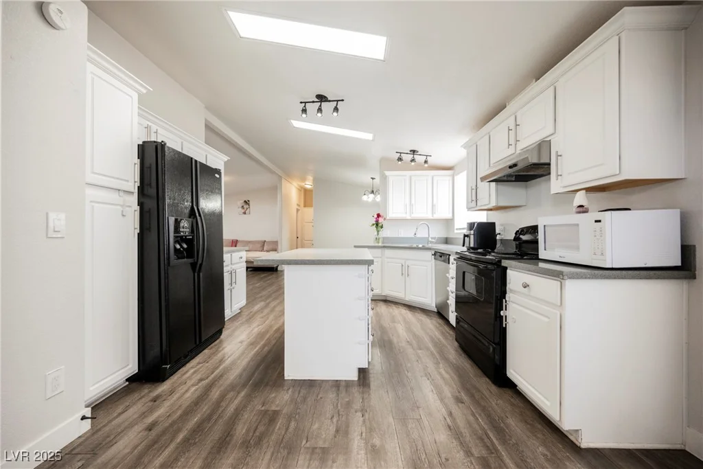6195 Casa Loma, Las Vegas, NV 89156