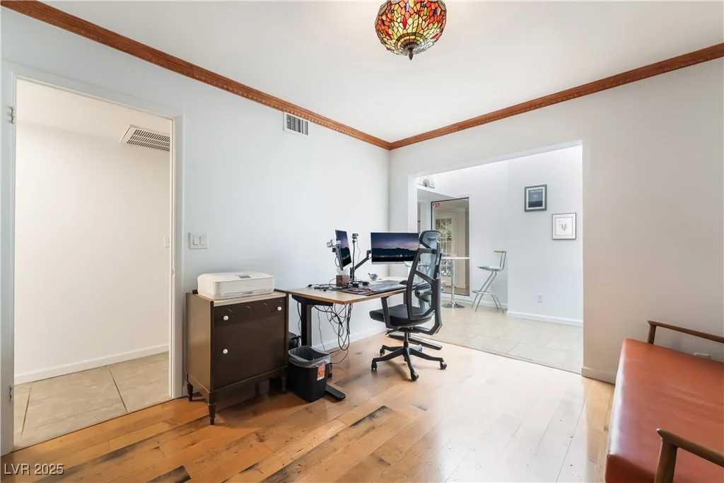 2588 La Fortuna, Las Vegas, NV 89121